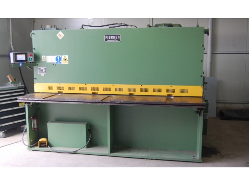 Guillotine shears - 1.jpg