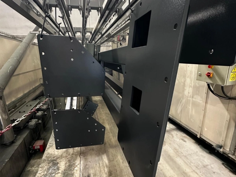 Lakiernia proszkowa - 8.jpg