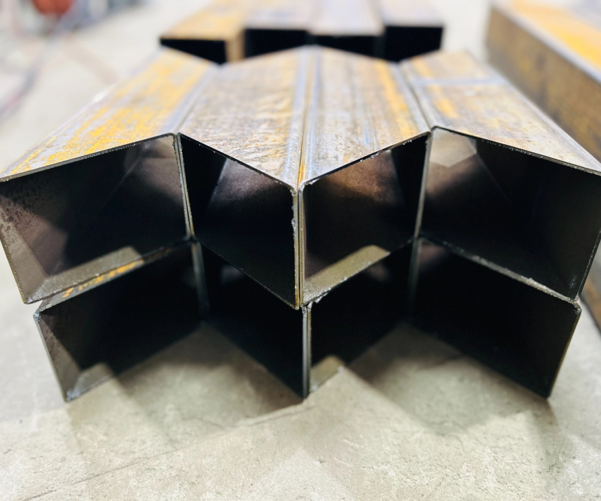 Cięcie laserowe blach i profili ze stali