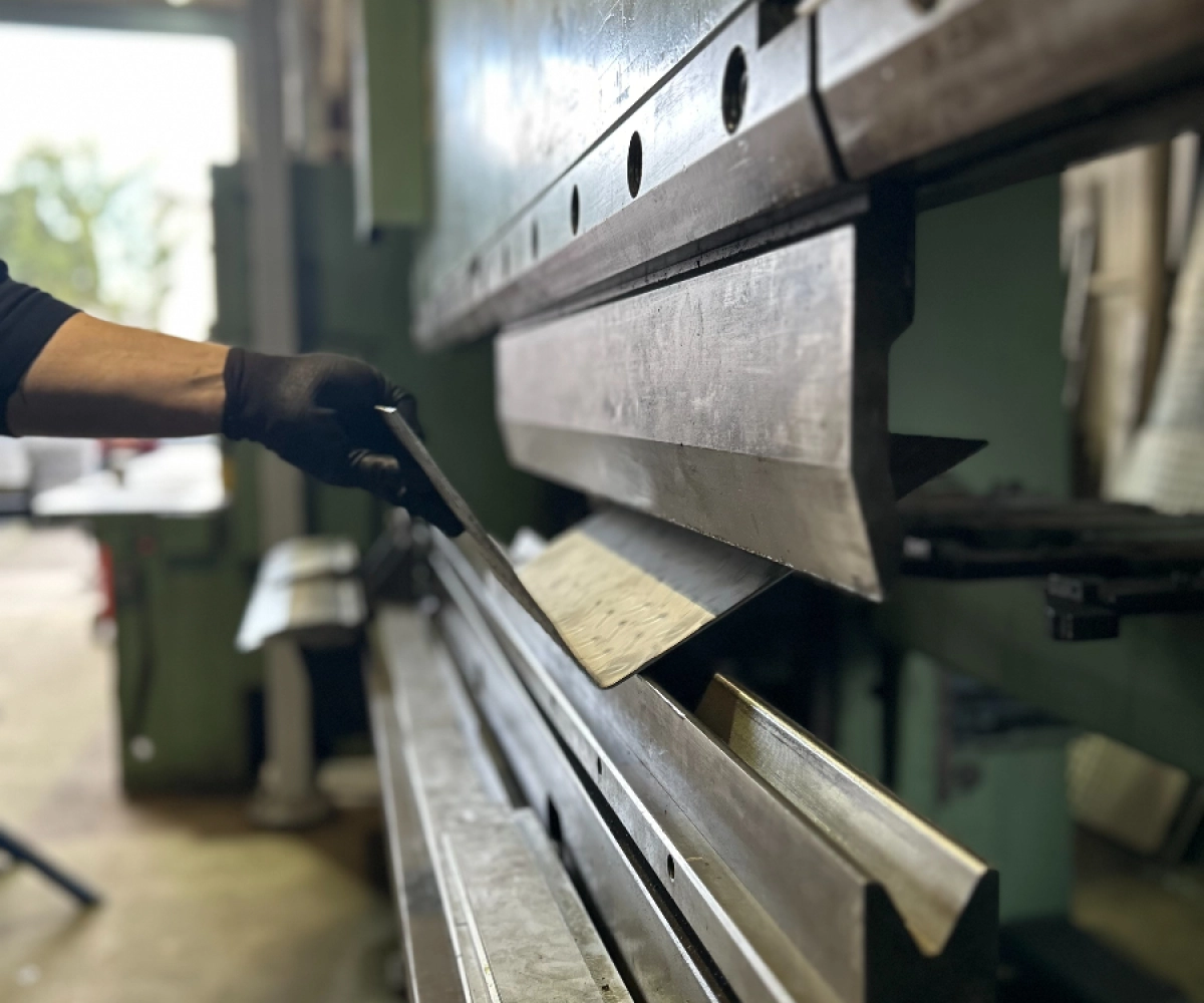 Usługi cięcia i gięcia